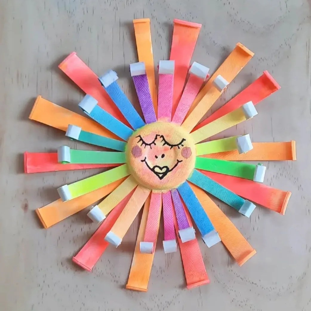 Paper cup sun activity – Ema Lou kids art craft