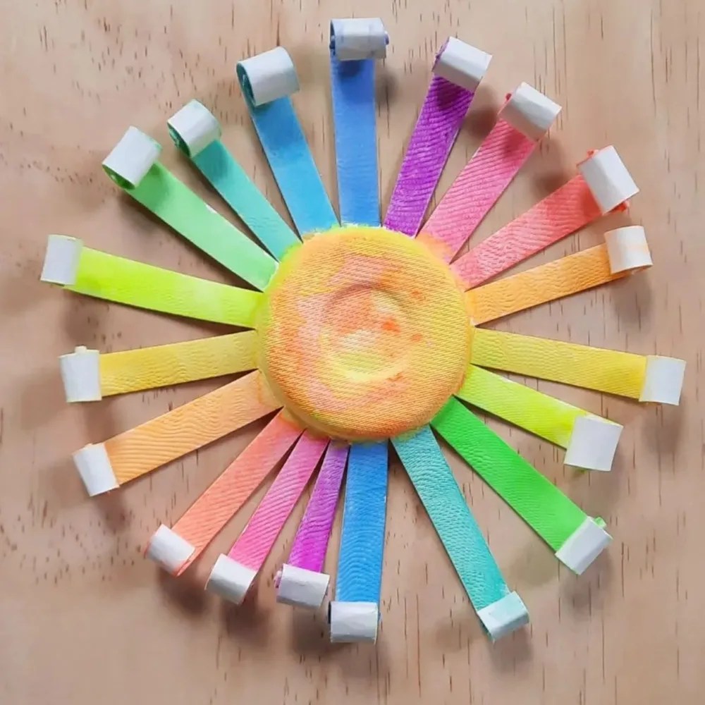 Paper cup sun activity – Ema Lou kids art craft